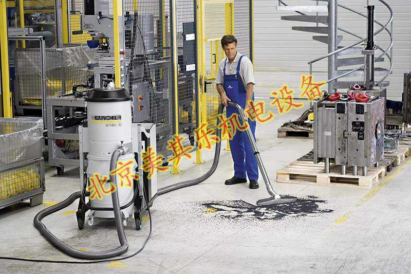 工业吸尘器使用现场展示效果图